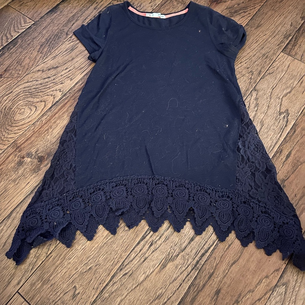 Asymmetrical t-shirt